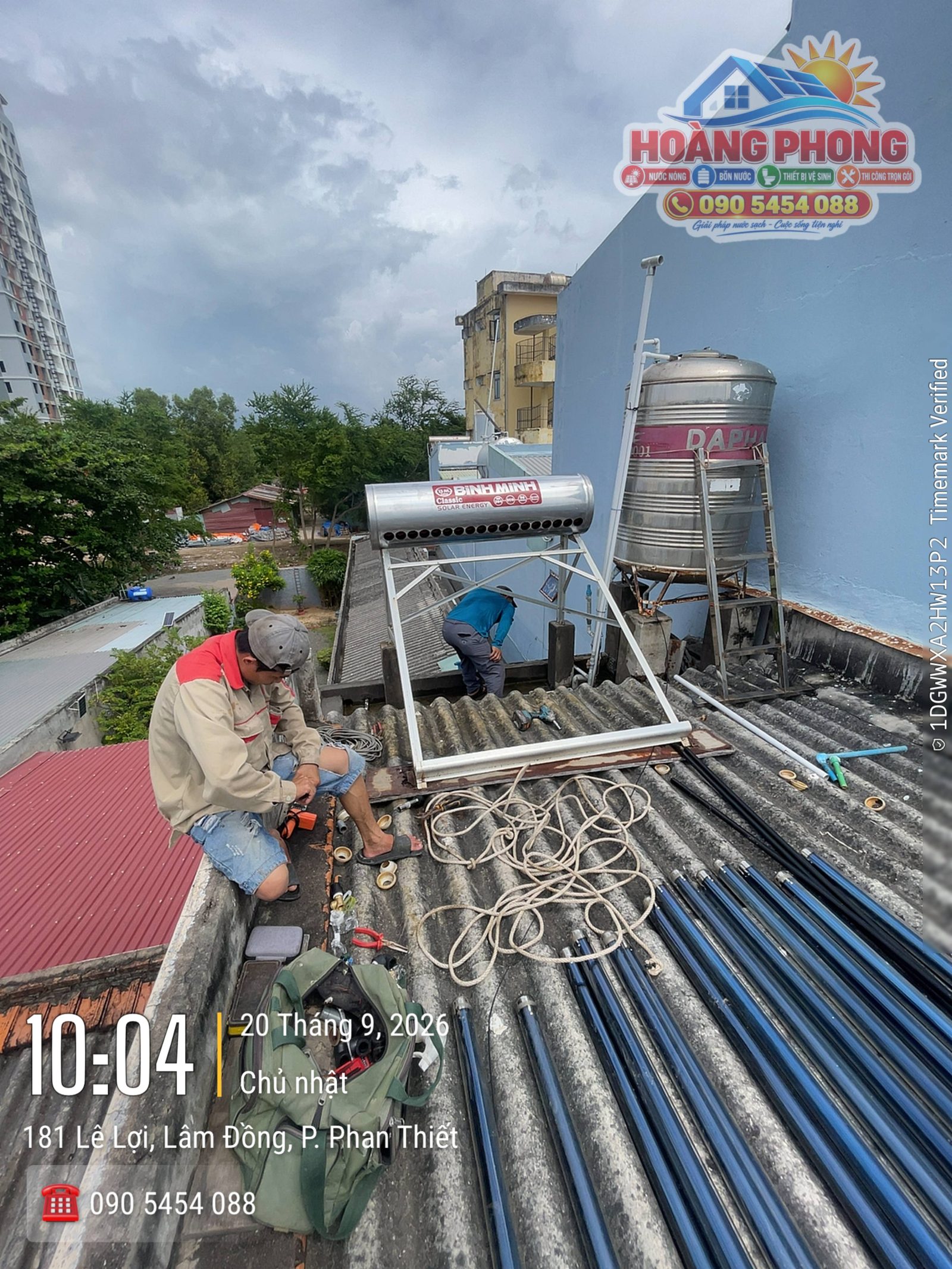 Chuẩn bị trước khi vệ sinh ống máy nước nóng năng lượng mặt trời